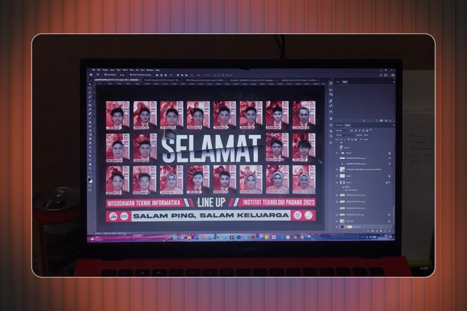 Galeri banner wisuda ITP 79 untuk stand Teknik Informatika — gambar 1